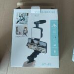 All in one content creator kit phone stand for vlog video streaming with microphone LED light wireless - Image 6